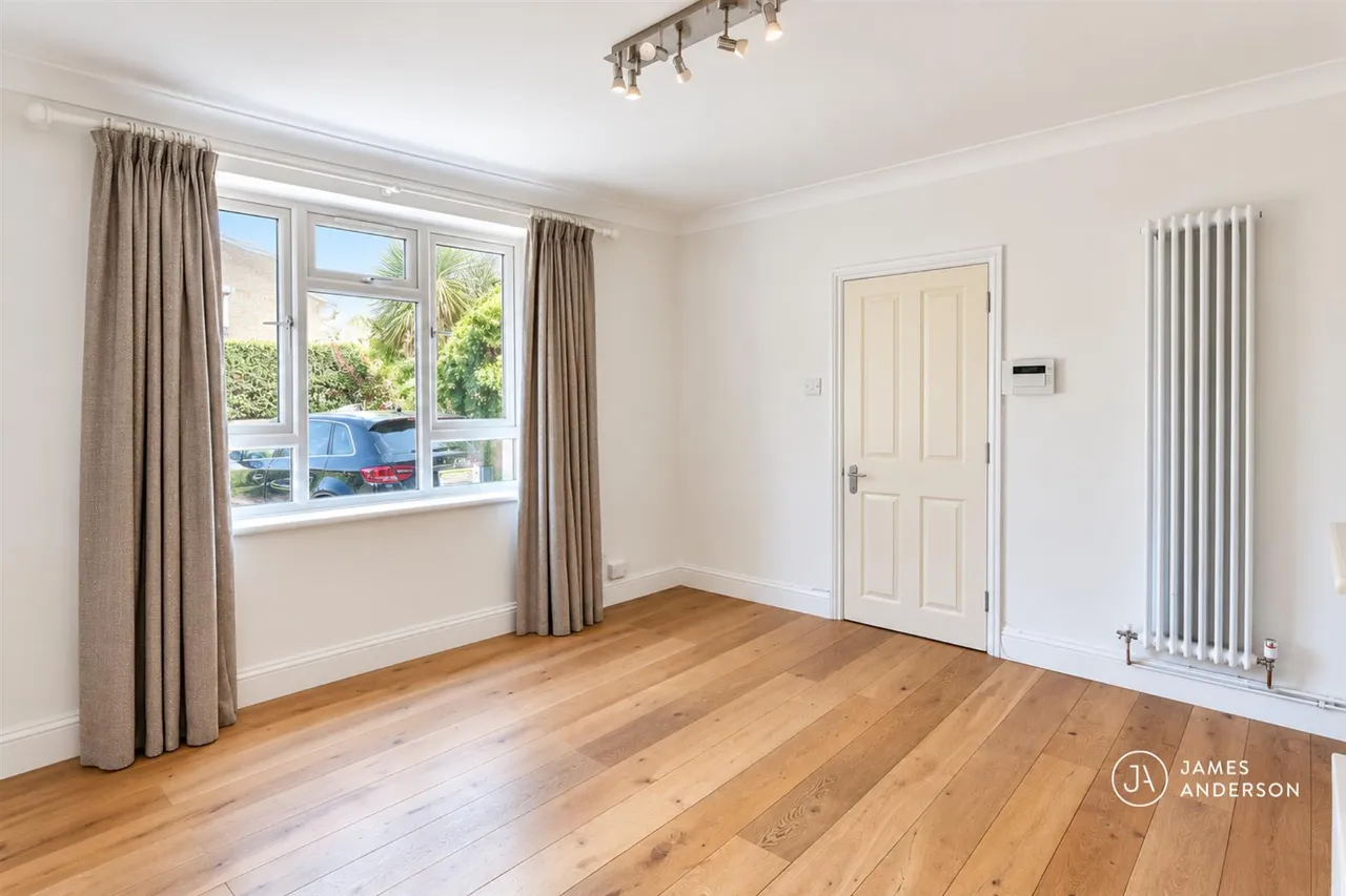 Pullman Gardens, London, SW15, photo 7