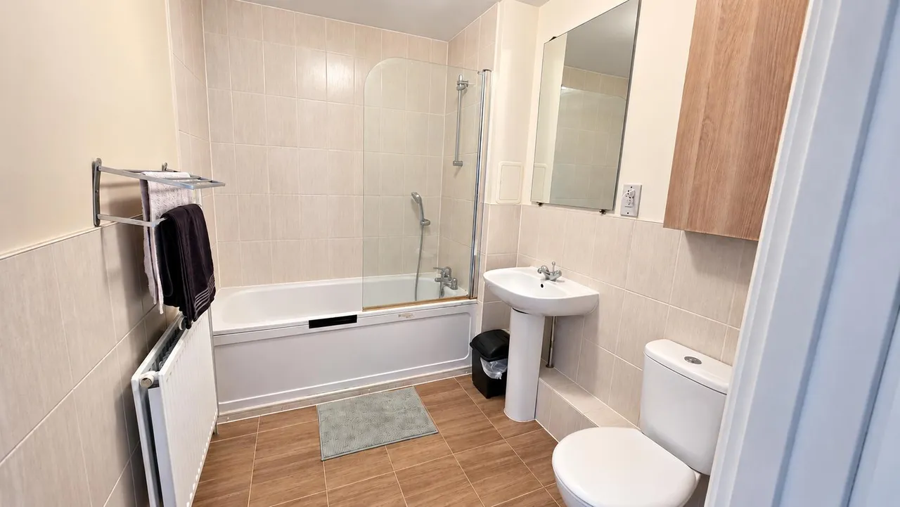 Academy Way, Dagenham, RM8, photo 17