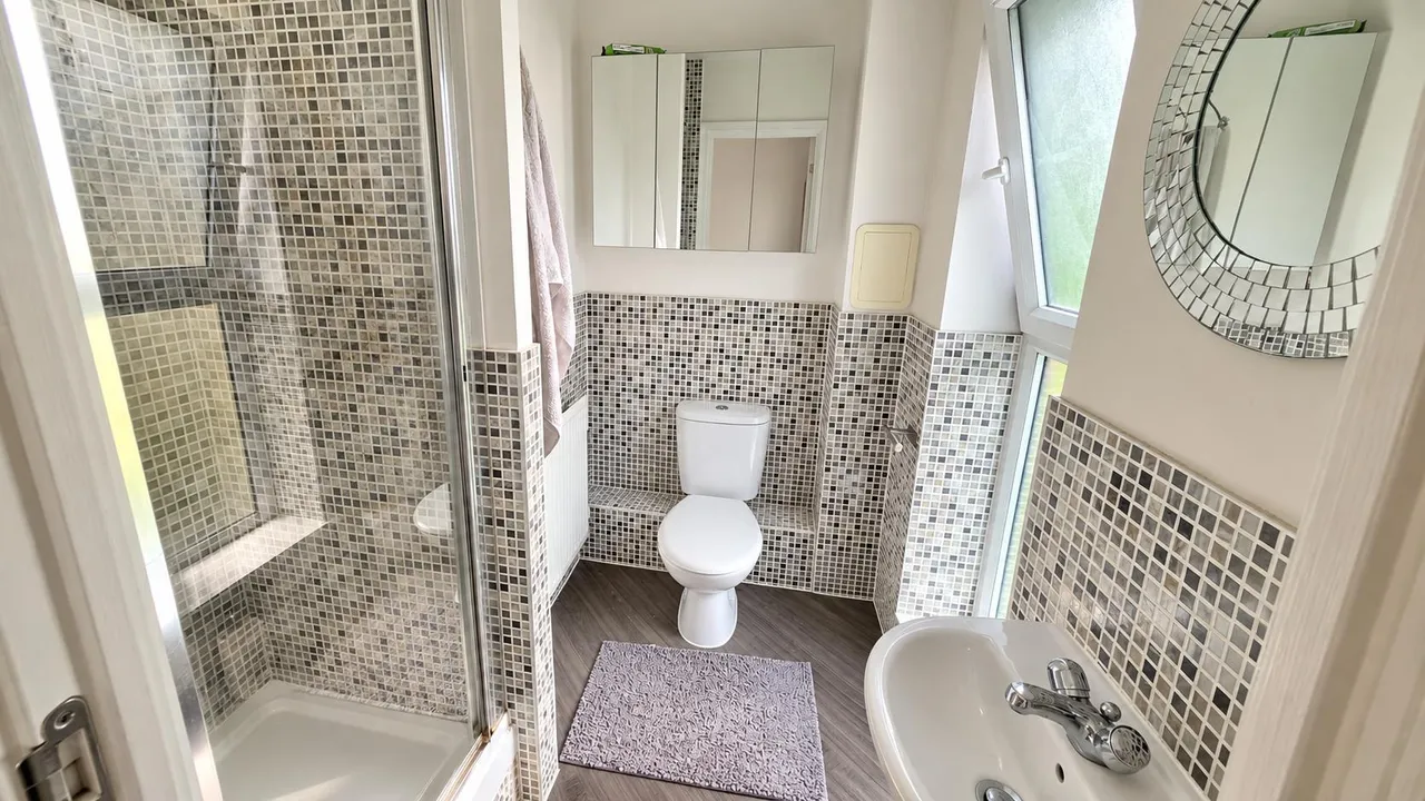 Academy Way, Dagenham, RM8, photo 12