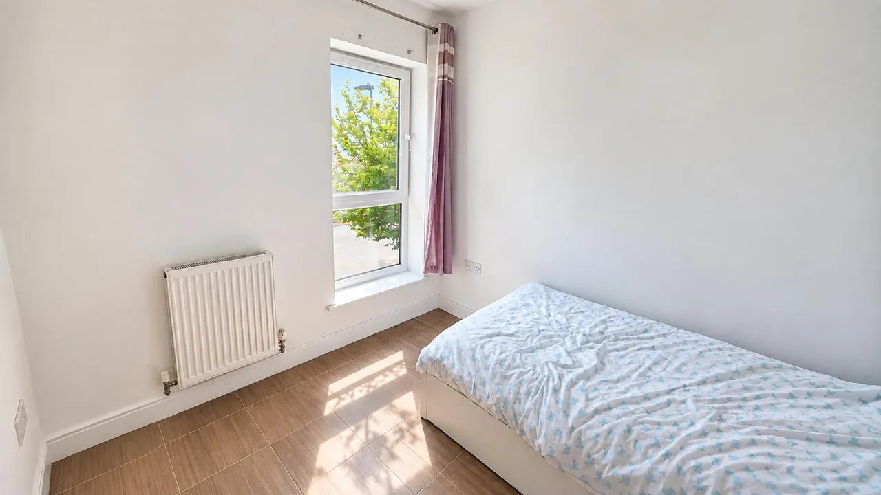 Academy Way, Dagenham, RM8, photo 15