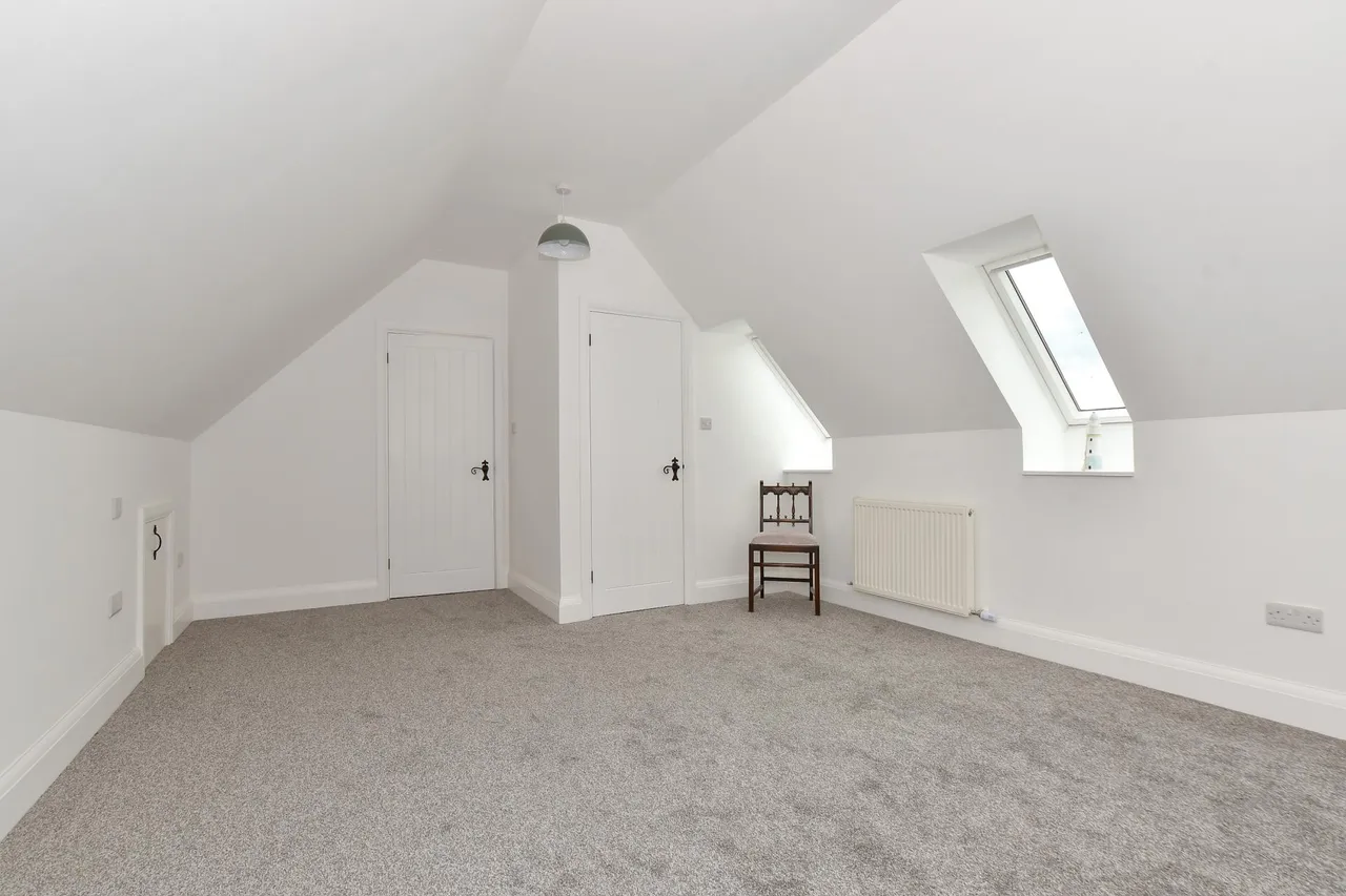 Bembridge, PO35, photo 13