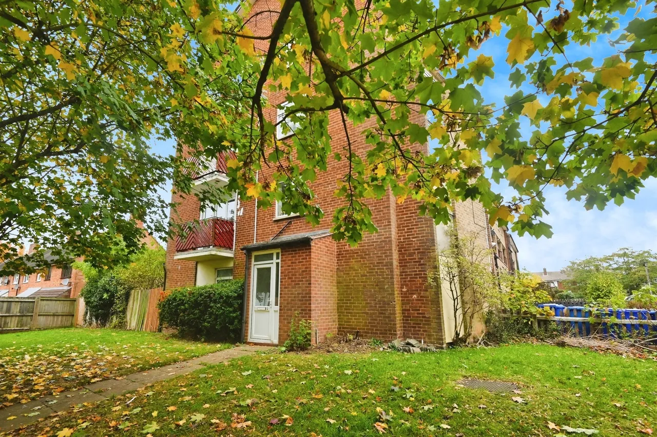 Foxwood Grove, Kingshurst, B37, photo 2