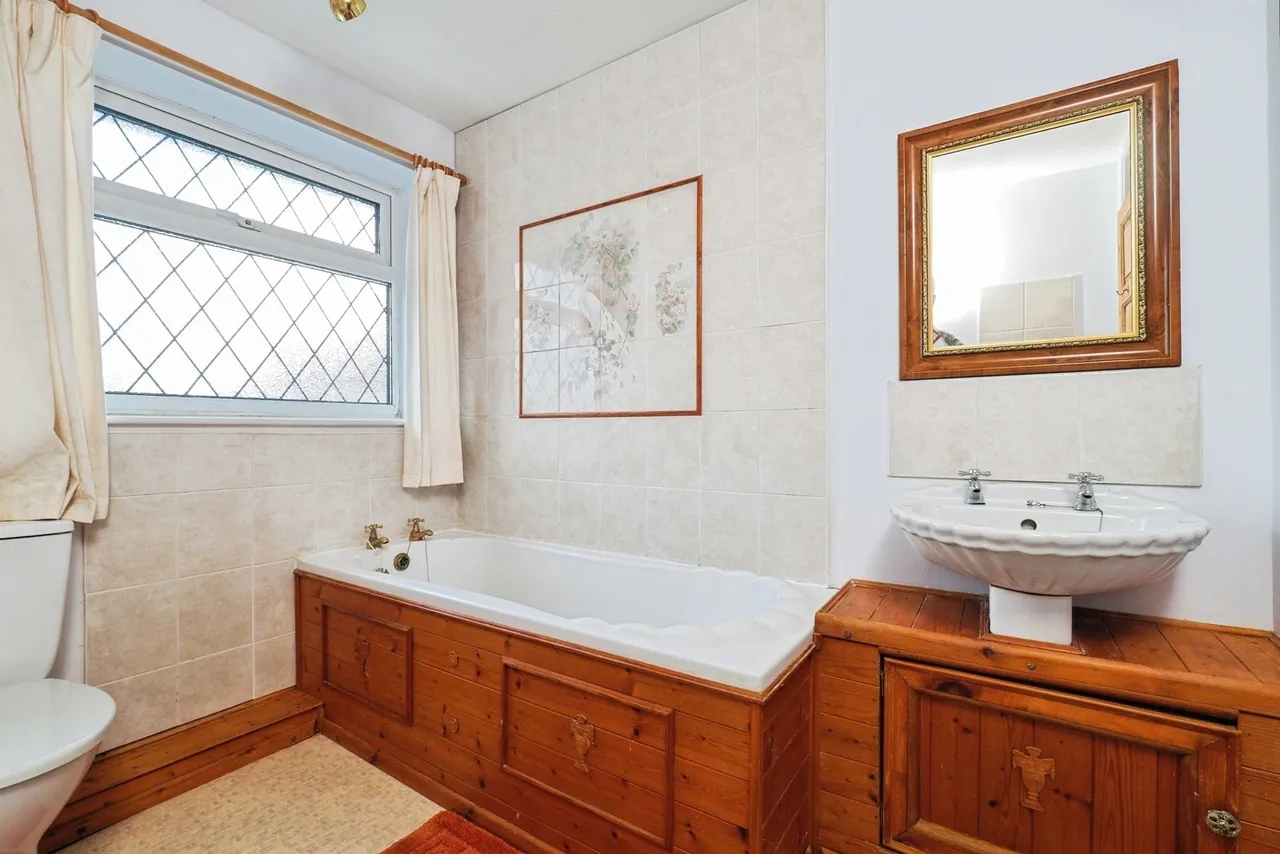 Elswick Drive, Beeston, NG9, photo 16