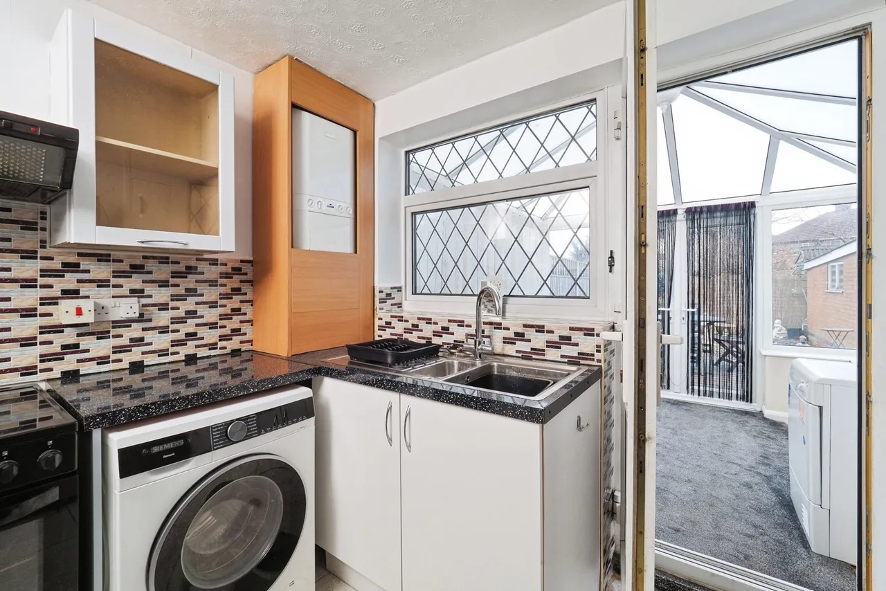 Elswick Drive, Beeston, NG9, photo 9
