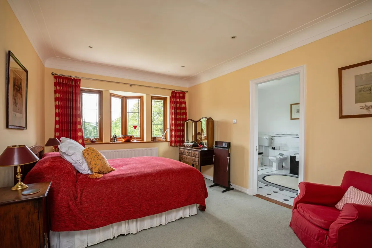 Northlands Road, Warnham, Horsham, West Sussex, RH12 3SQ, photo 12