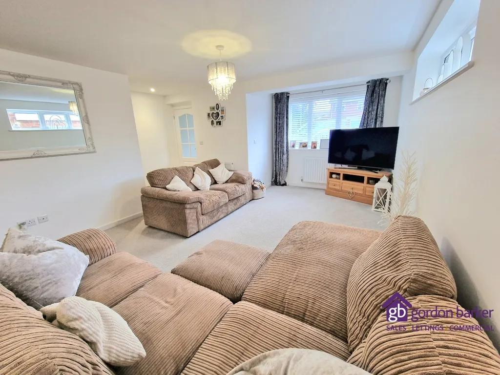 Pear Tree Close, Alderholt, Fordingbridge, SP6 3ER, photo 9