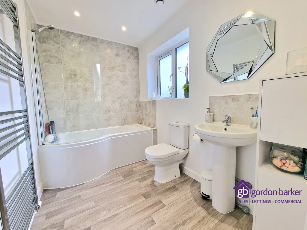 Pear Tree Close, Alderholt, Fordingbridge, SP6 3ER, photo 27