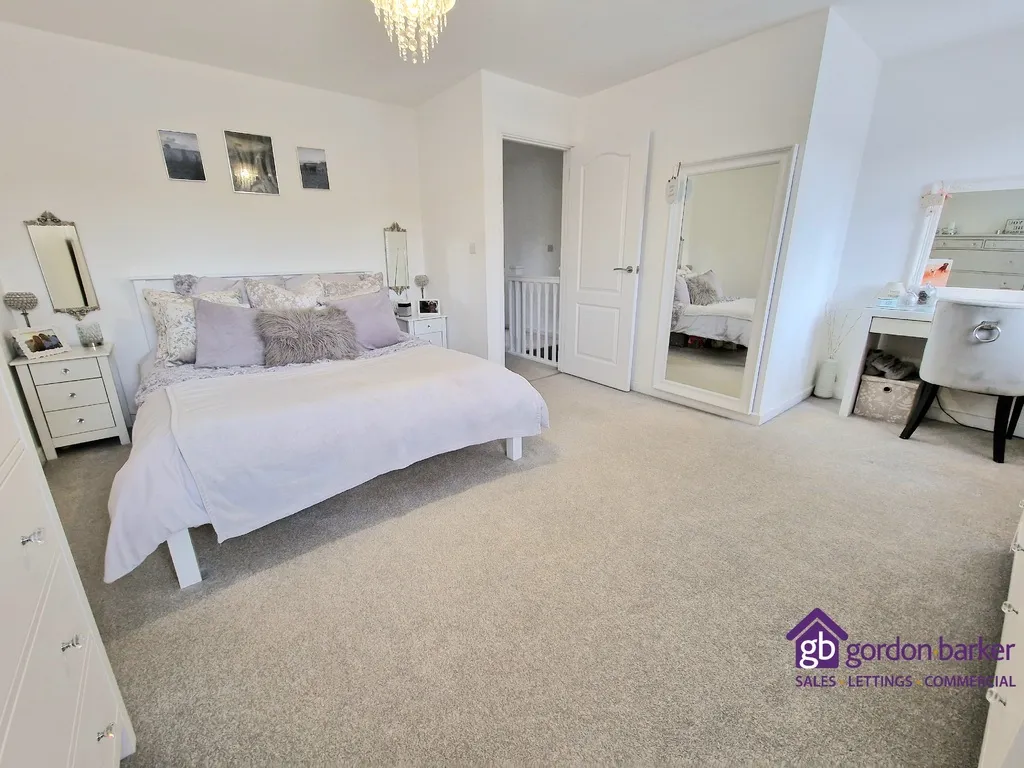 Pear Tree Close, Alderholt, Fordingbridge, SP6 3ER, photo 23