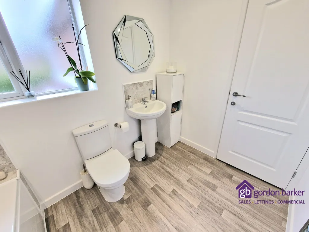 Pear Tree Close, Alderholt, Fordingbridge, SP6 3ER, photo 26