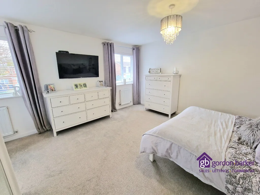 Pear Tree Close, Alderholt, Fordingbridge, SP6 3ER, photo 25