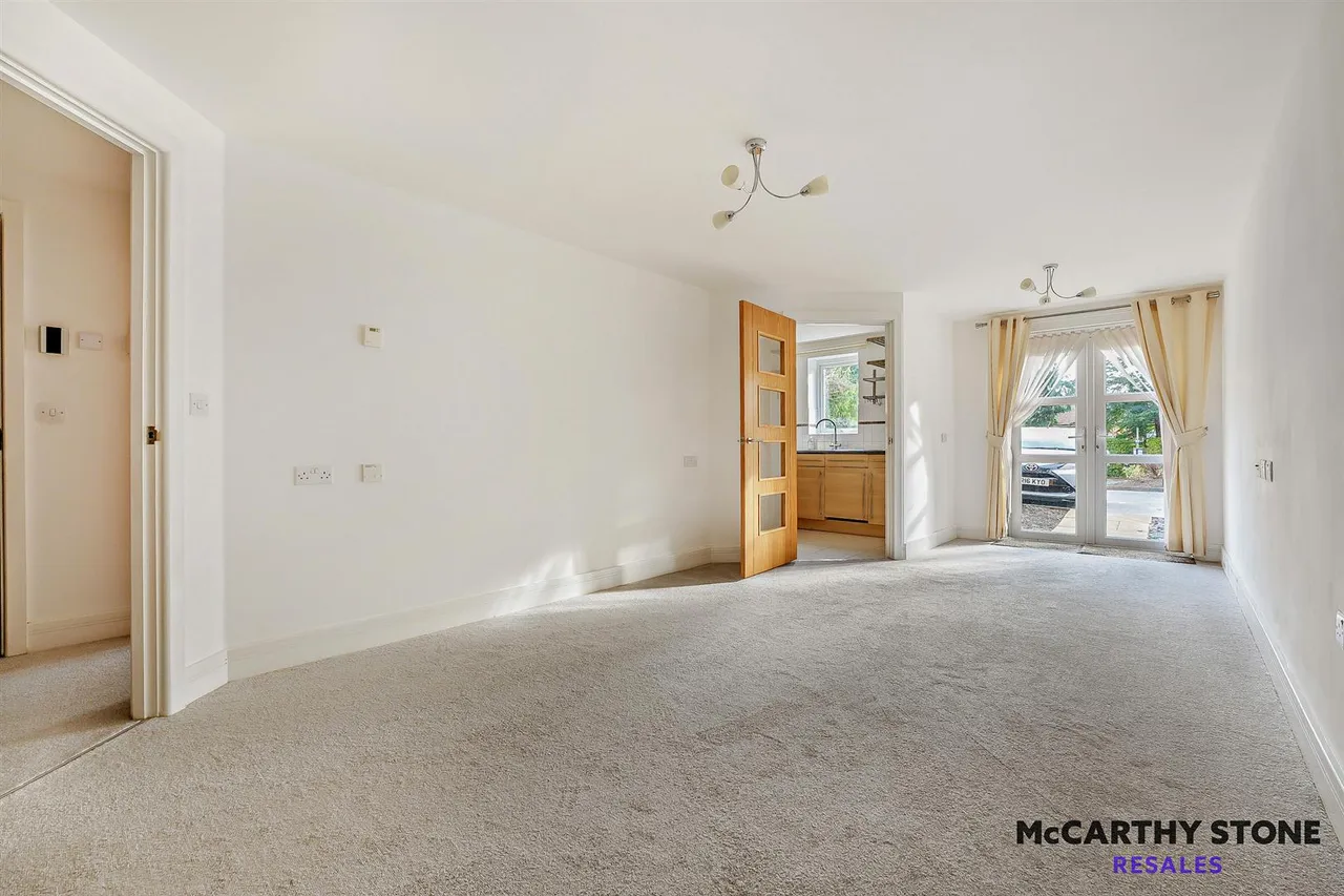 Mutton Hall Hill, Heathfield, TN21, photo 3