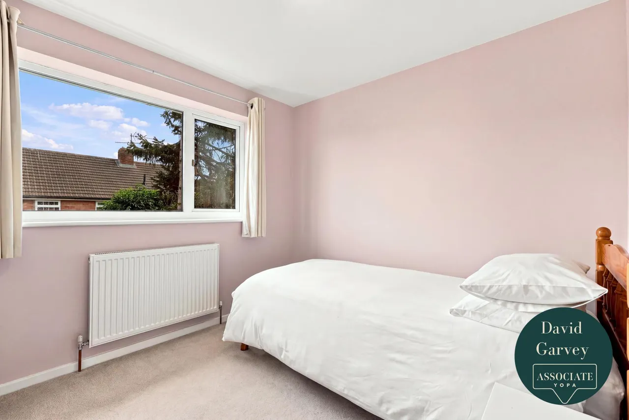 Grays Walk, Brentwood, CM13, photo 11