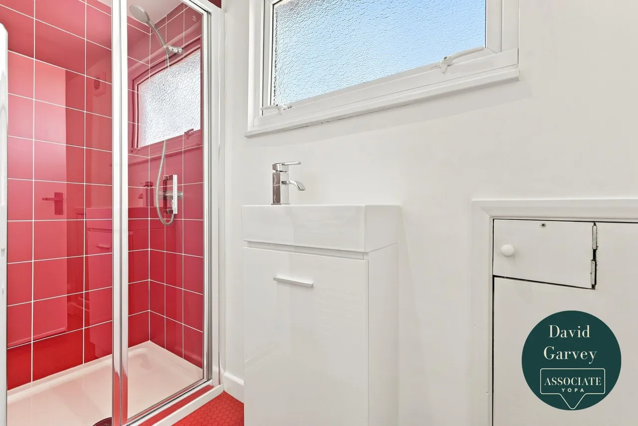 Grays Walk, Brentwood, CM13, photo 15