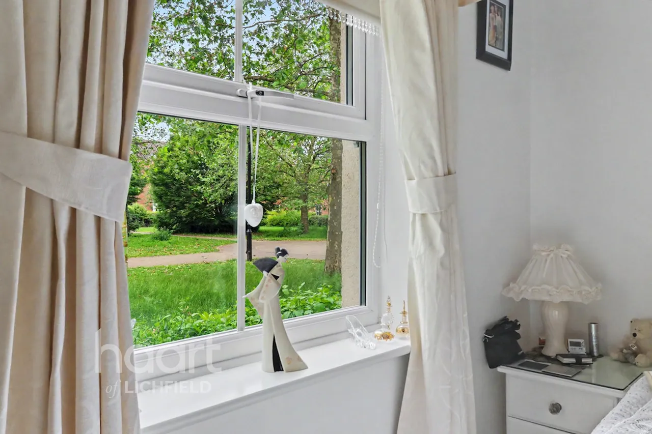 Thacker Drive, Lichfield, WS13, photo 12
