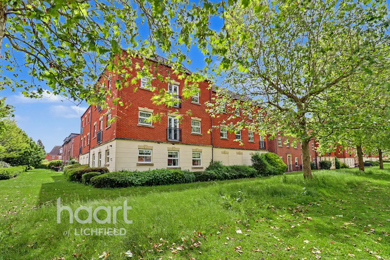 Thacker Drive, Lichfield, WS13, photo 18