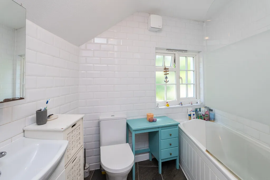 Pixham Lane, Pixham, RH4, photo 14