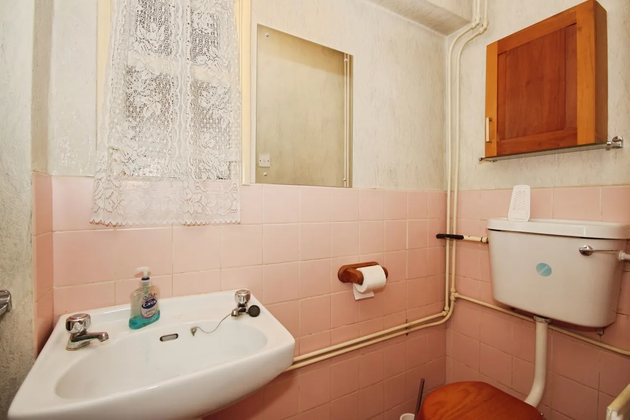 Howes Lane, Coventry, West Midlands, CV3, photo 7