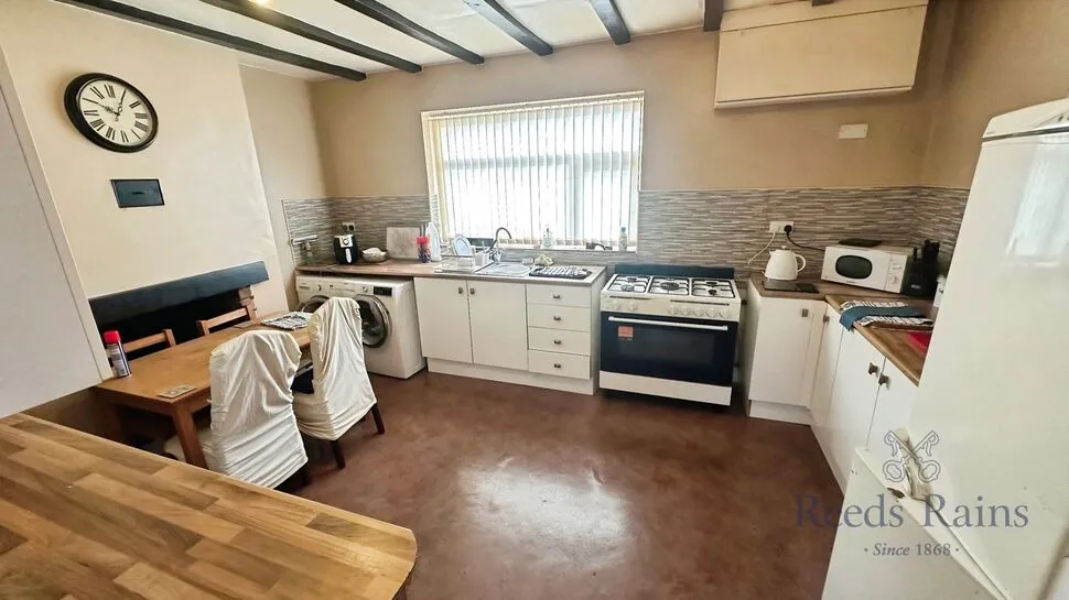 Leech Avenue, Newcastle, Staffordshire, ST5, photo 3