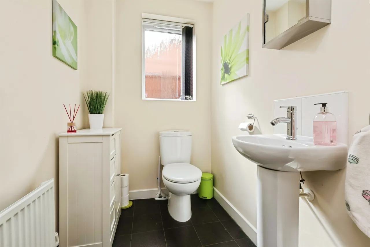Auckland Drive, Birmingham, B36, photo 6