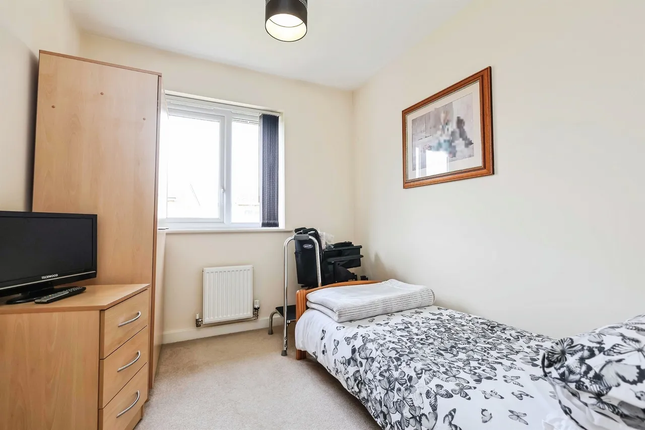 Auckland Drive, Birmingham, B36, photo 11