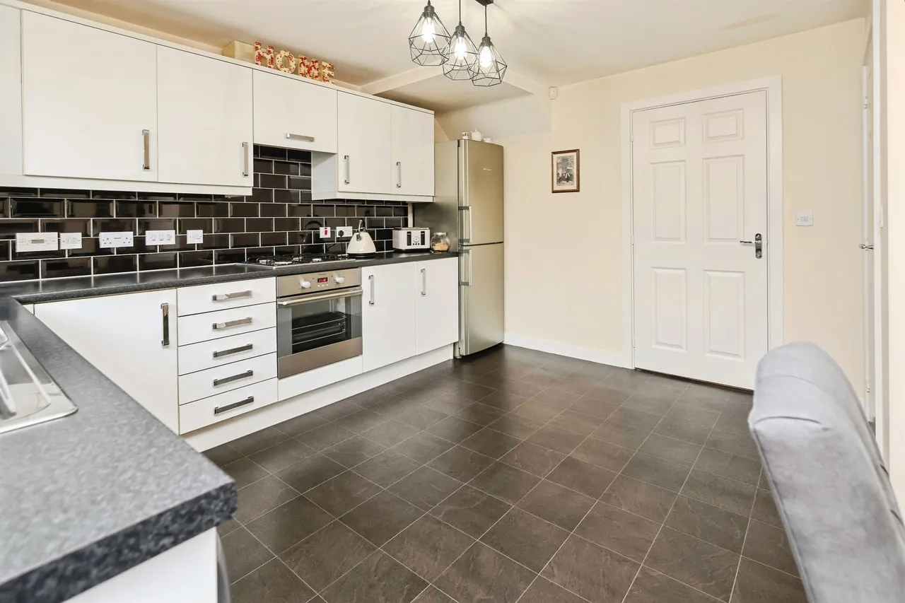 Auckland Drive, Birmingham, B36, photo 4