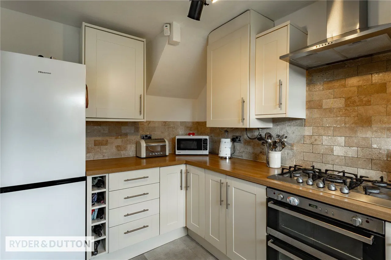 Newhouse Road, Heywood, OL10, photo 9
