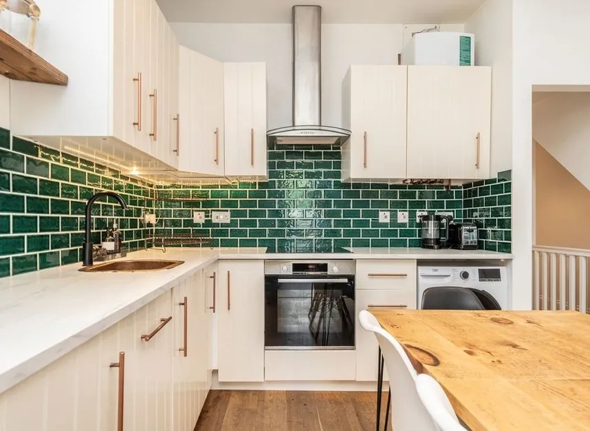 Cricketfield Road, London, E5, photo 7