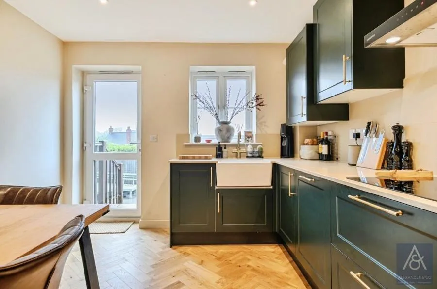 Summerhouse Hill, Buckingham, MK18, photo 3