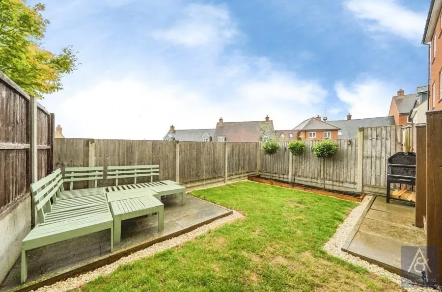 Summerhouse Hill, Buckingham, MK18, photo 19