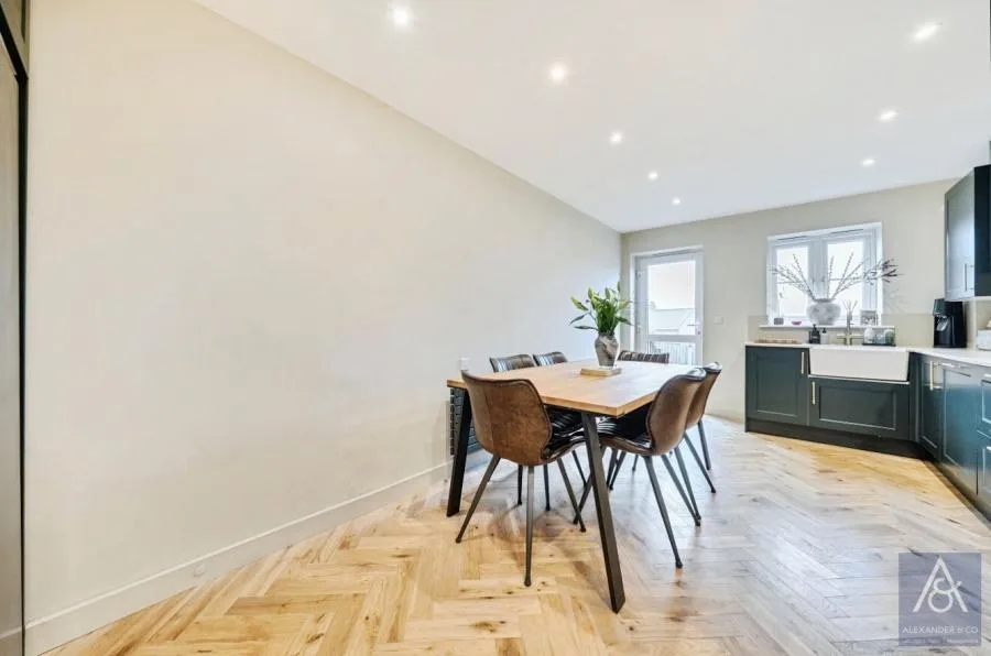 Summerhouse Hill, Buckingham, MK18, photo 12