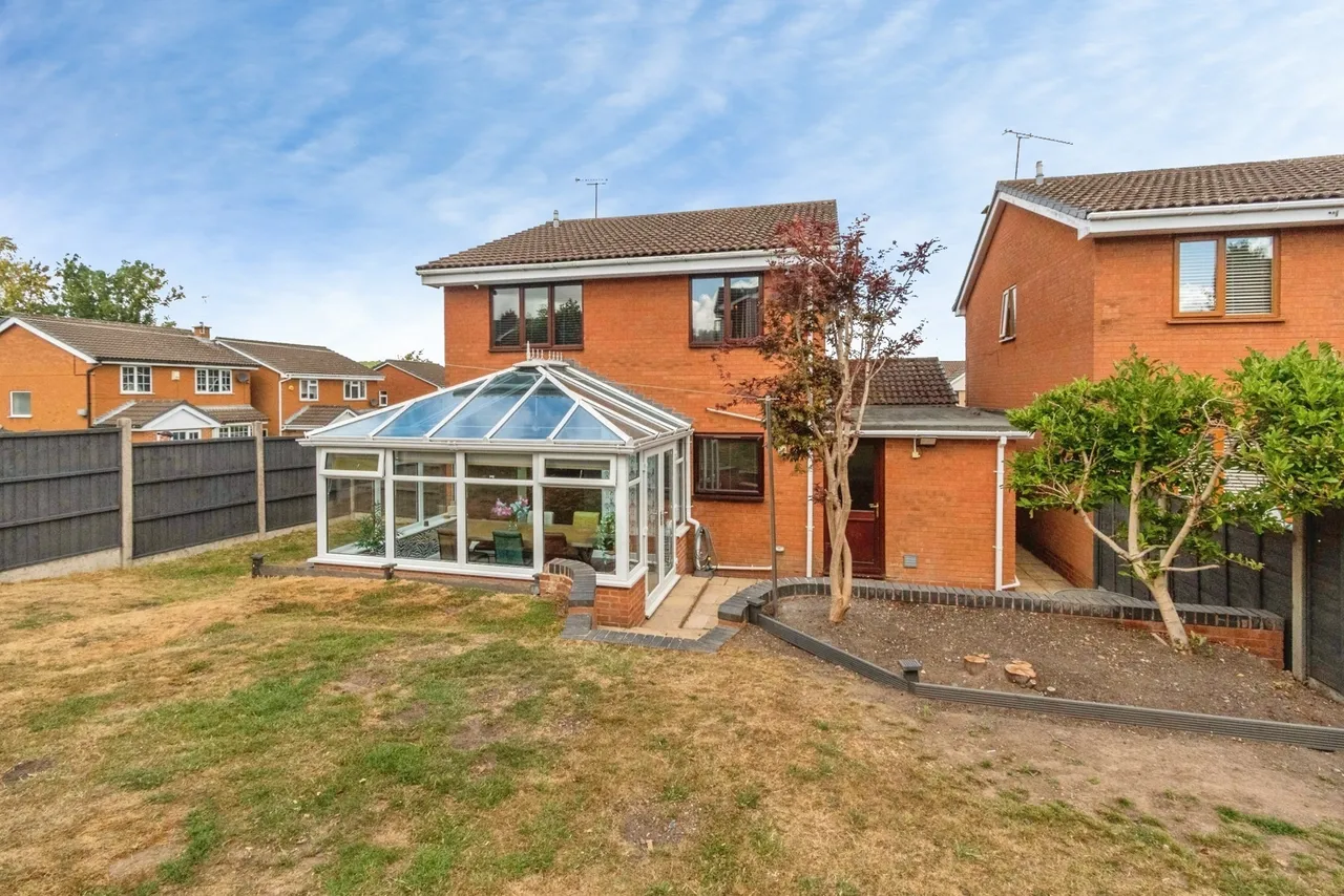 St. Andrew Close, Hednesford, Cannock, Staffordshire, WS12, photo 26