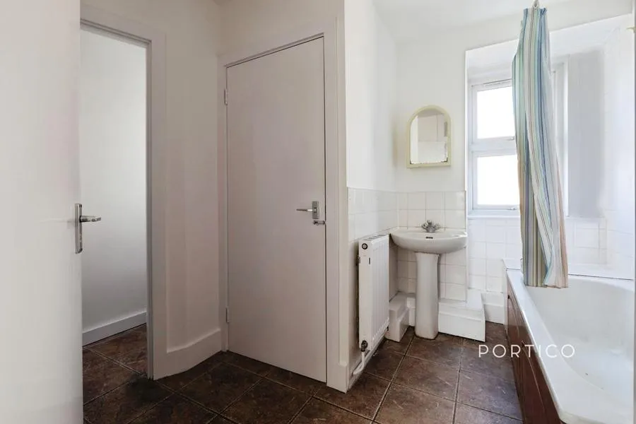 Germander Way, West Ham, E15, photo 9