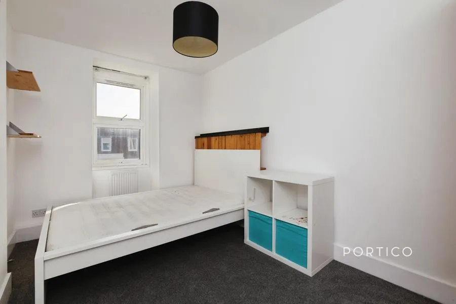 Germander Way, West Ham, E15, photo 6