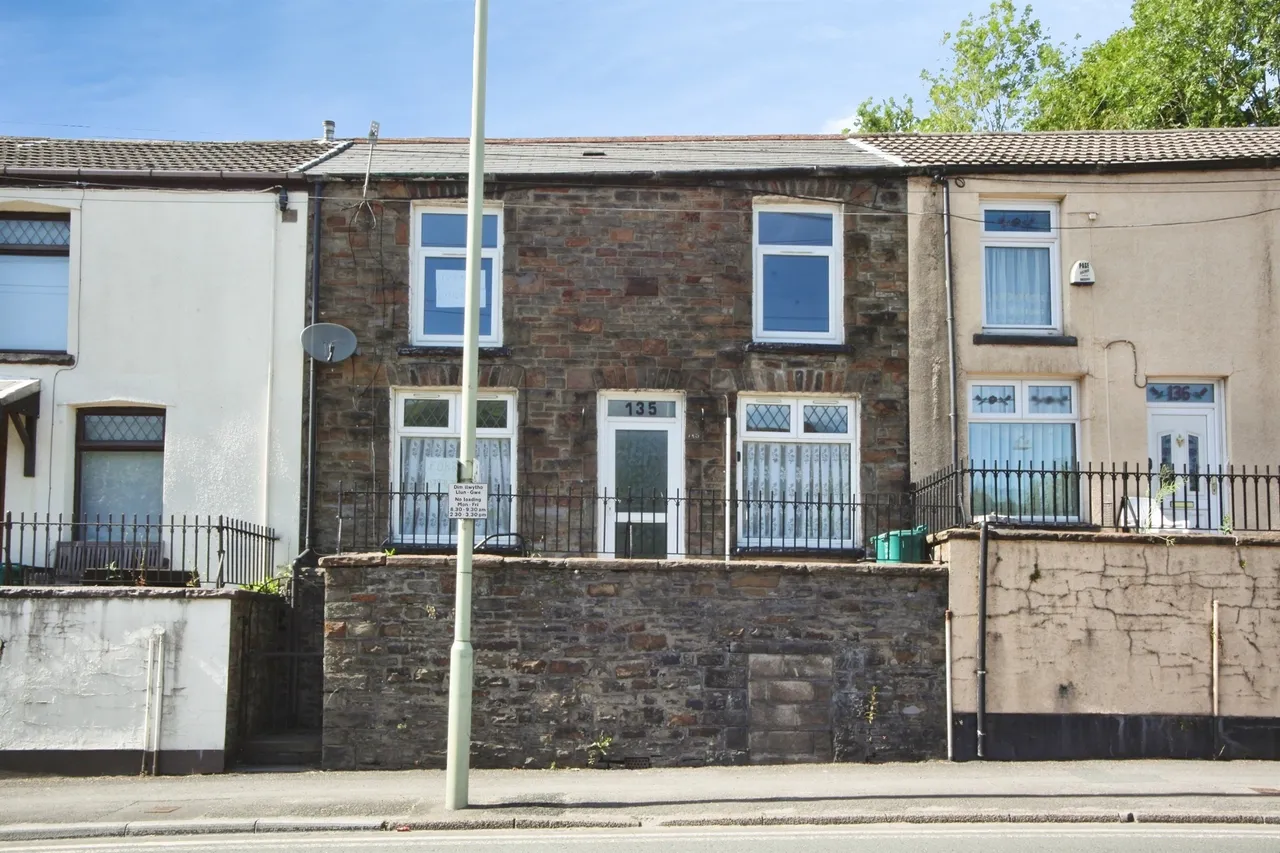 2 bed house for sale, Ystrad Road, Pentre, CF41