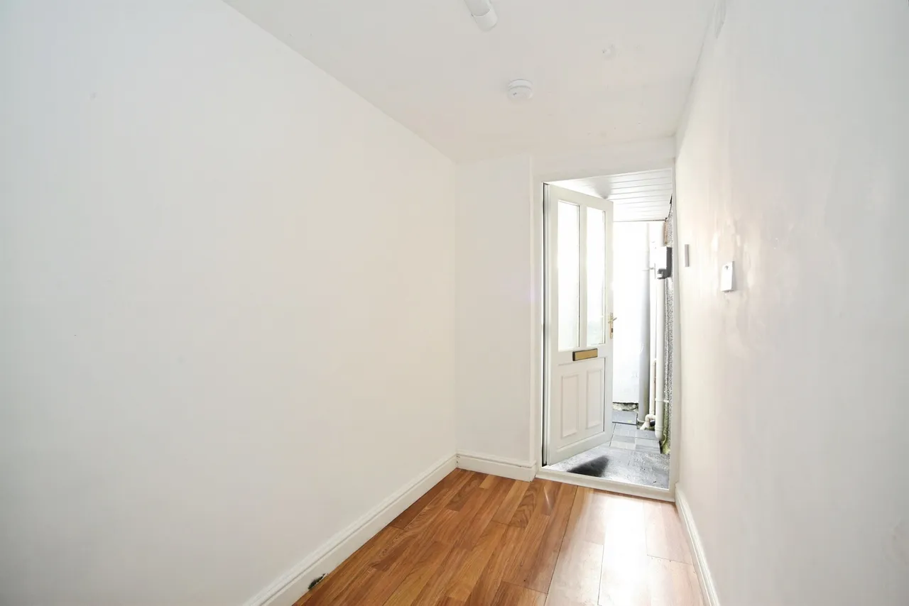 Ystrad Road, Pentre, CF41, photo 16