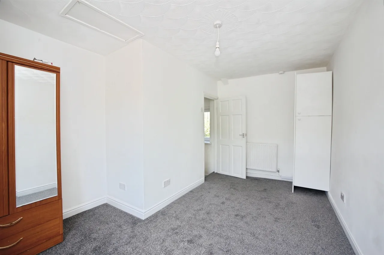 Ystrad Road, Pentre, CF41, photo 8