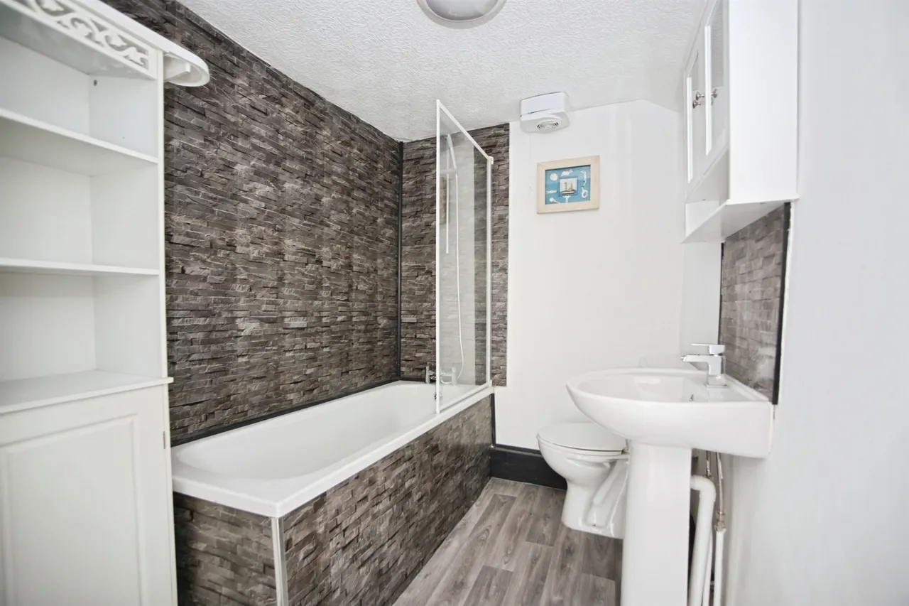 Ystrad Road, Pentre, CF41, photo 6