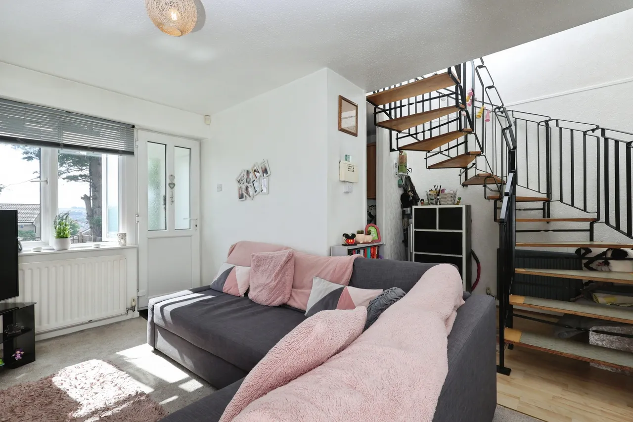 Dale View Road, Keighley, photo 9