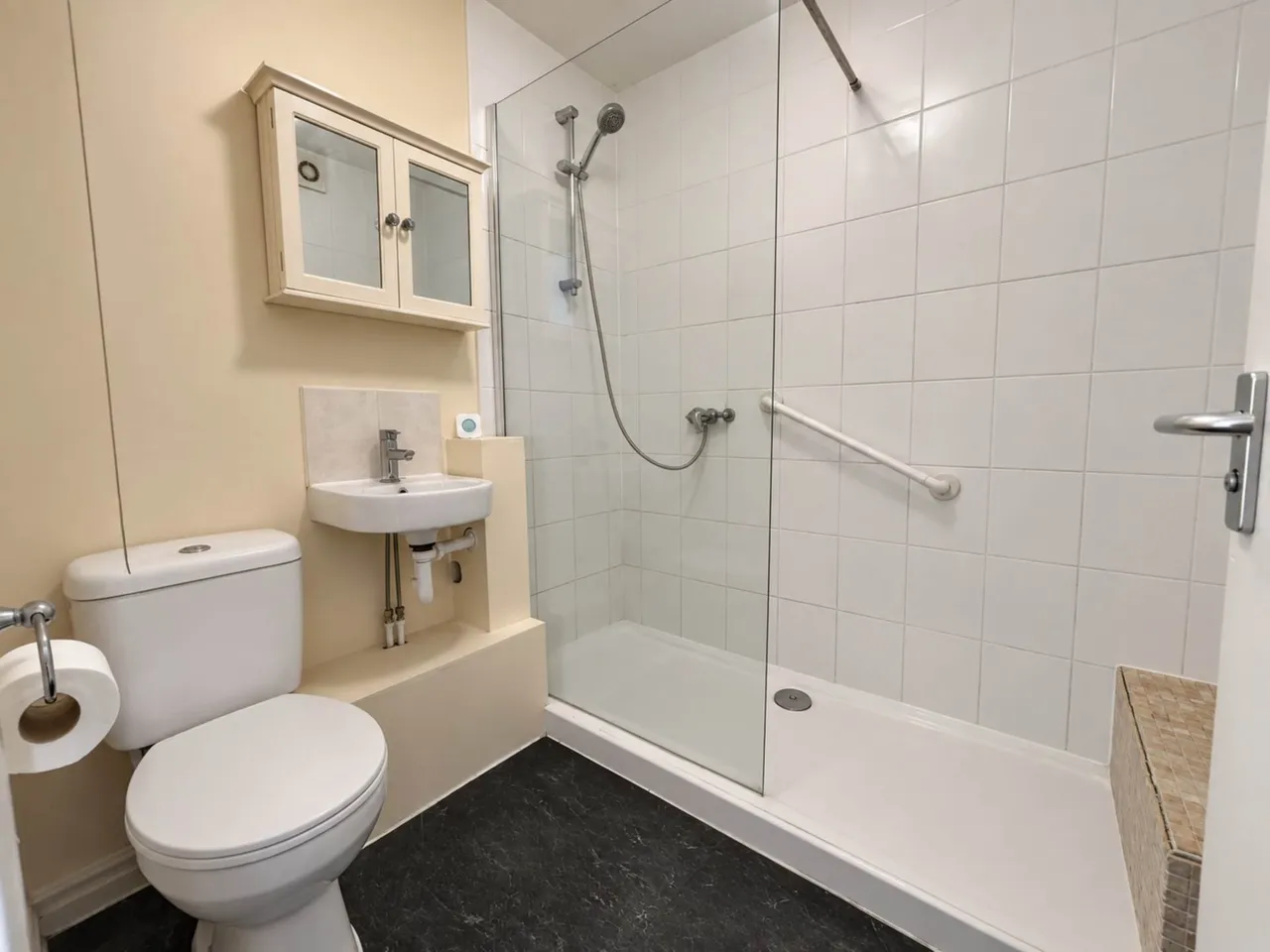 The Firs, 21 Kingshill, CO10 0EH, photo 6