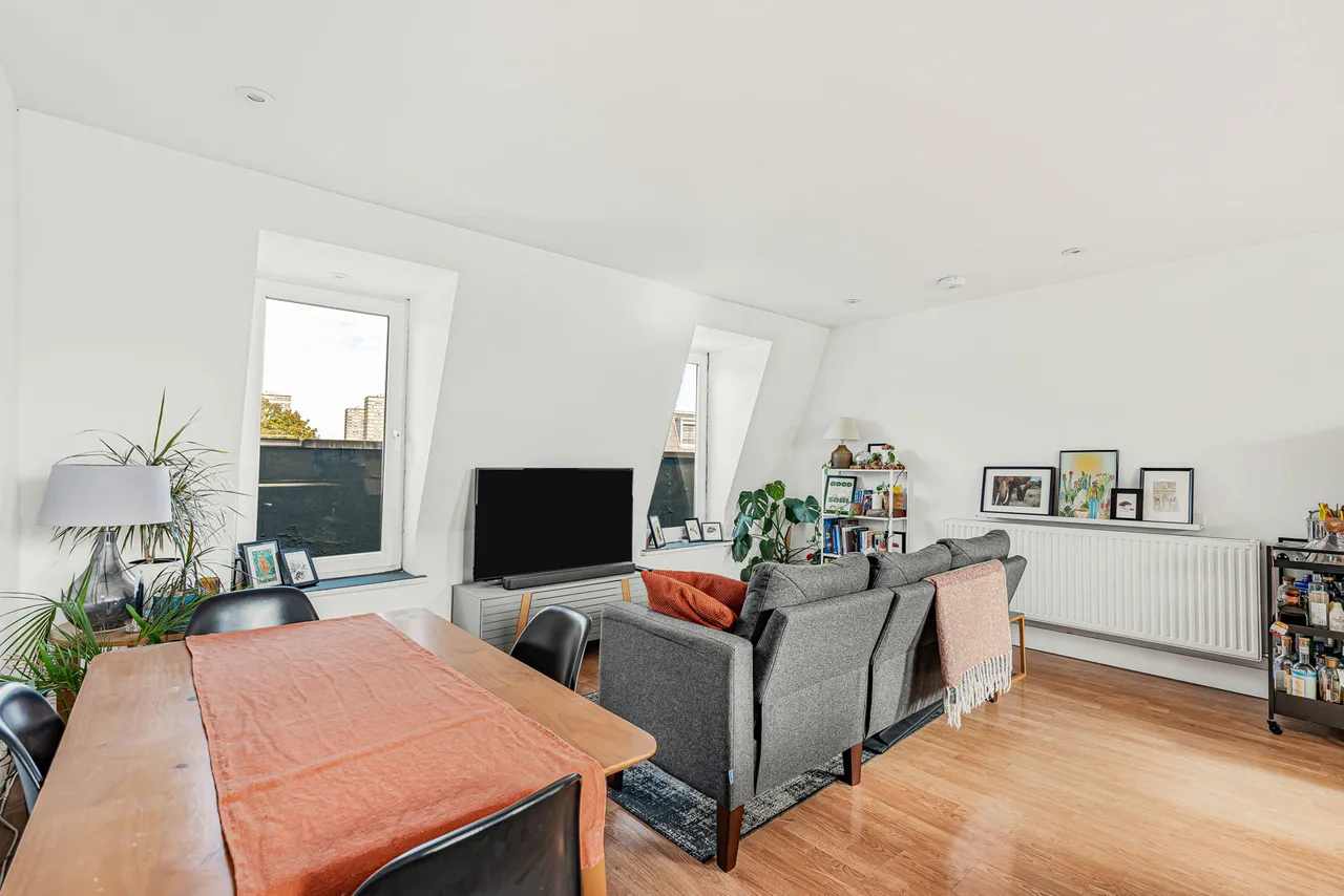 Battersea Park Road, London, SW11, photo 5