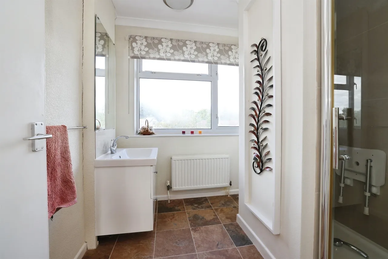 Richards Way, Harnham, Salisbury, photo 11