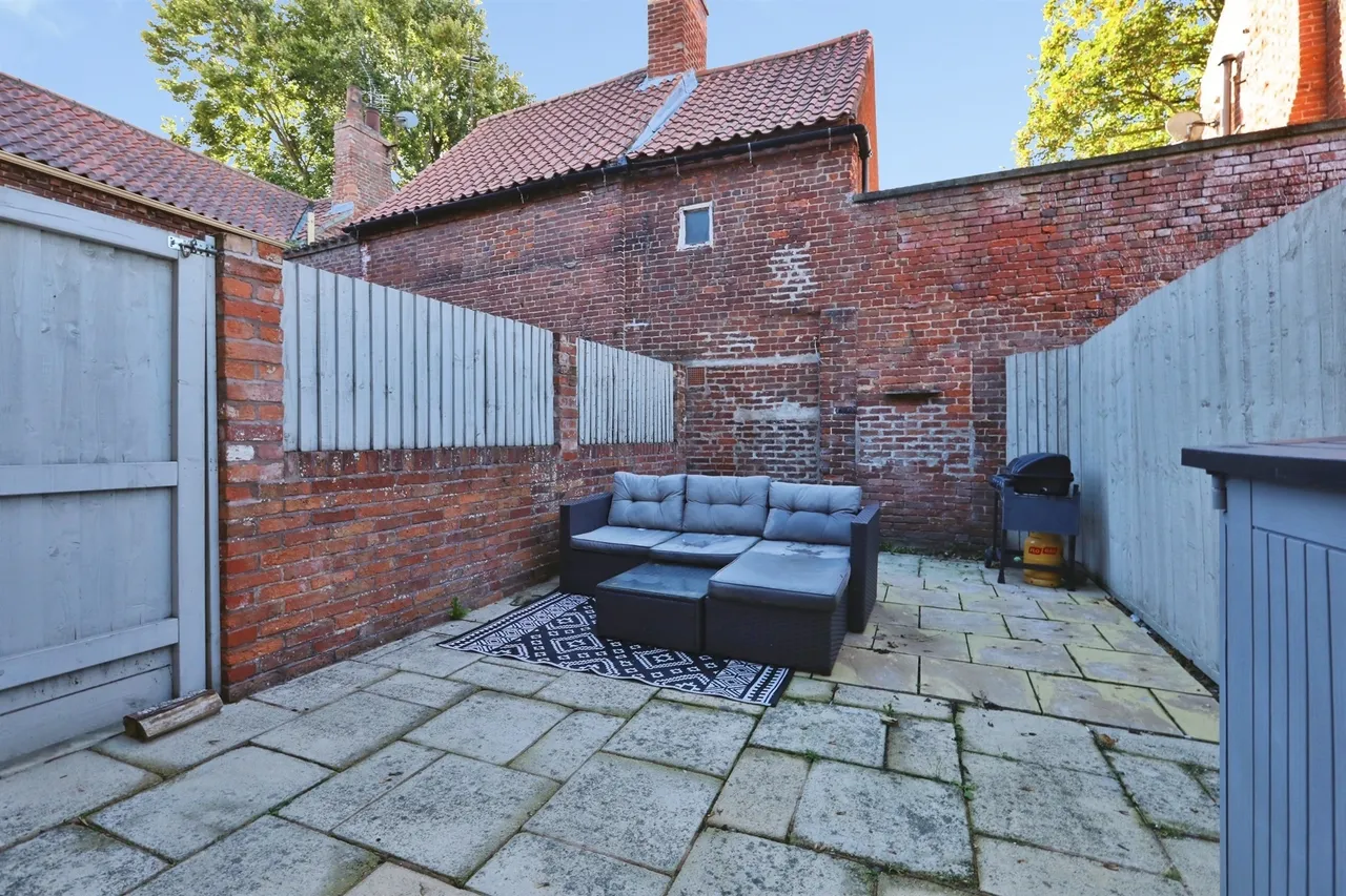 Forrests Yard, Worksop, S80, photo 10