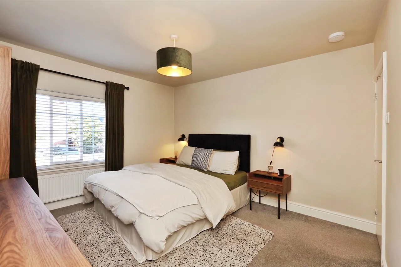 Forrests Yard, Worksop, S80, photo 6