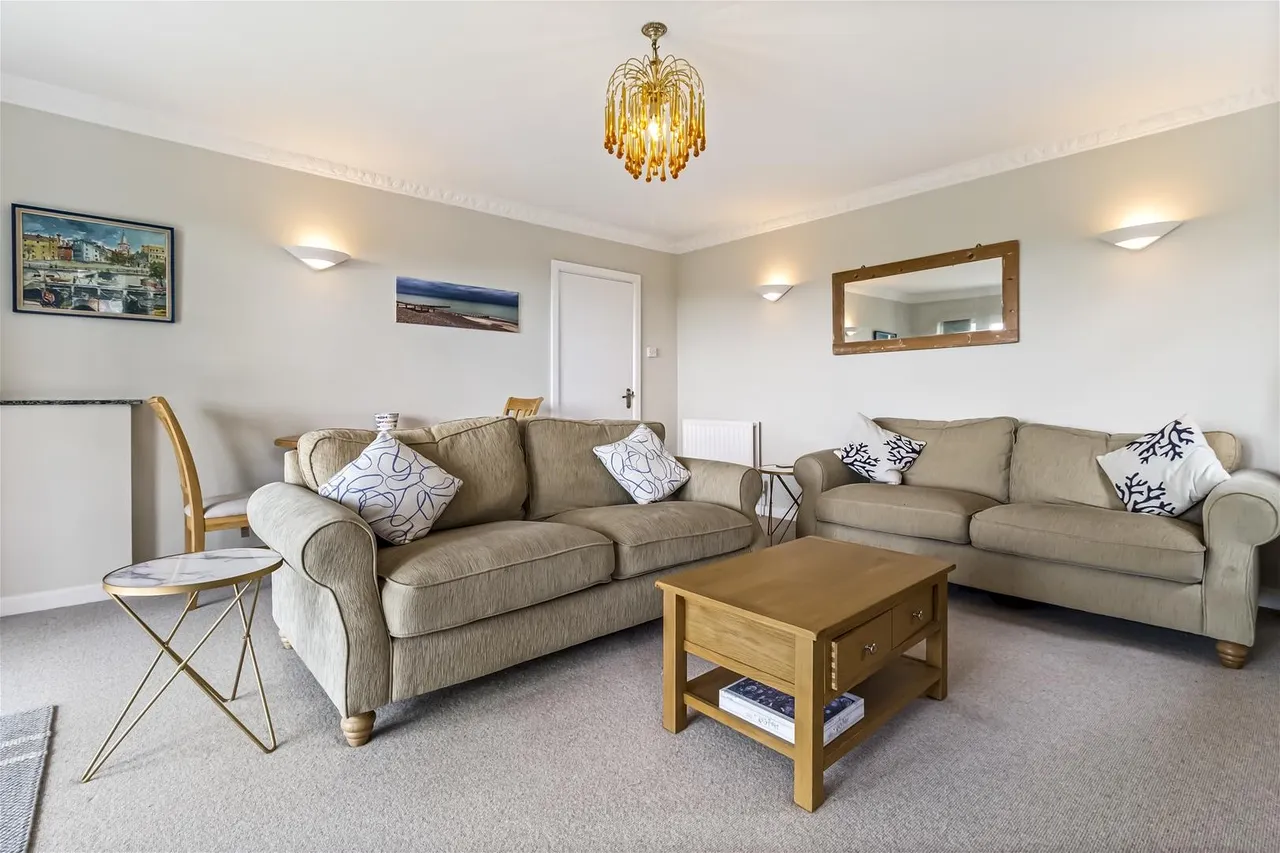 Marine Drive, Goring Hall, Worthing, photo 16
