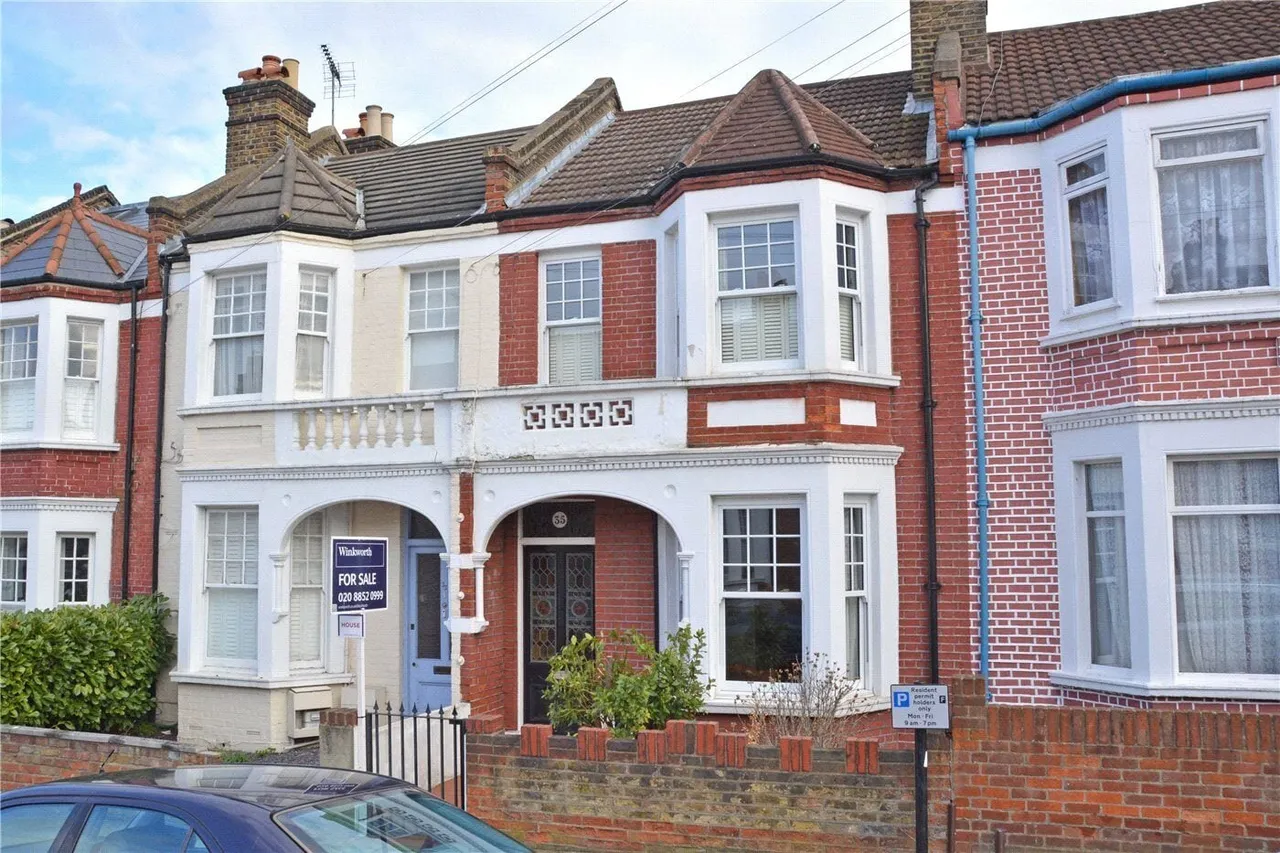 3 bed house to rent, Lochaber Road, Hither Green, SE13