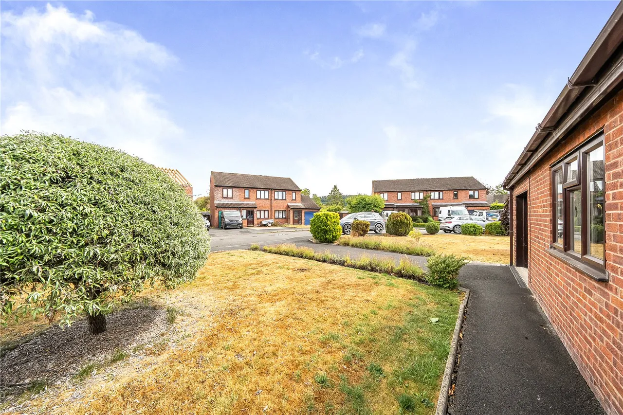 Maple Close, Craven Arms, SY7, photo 18