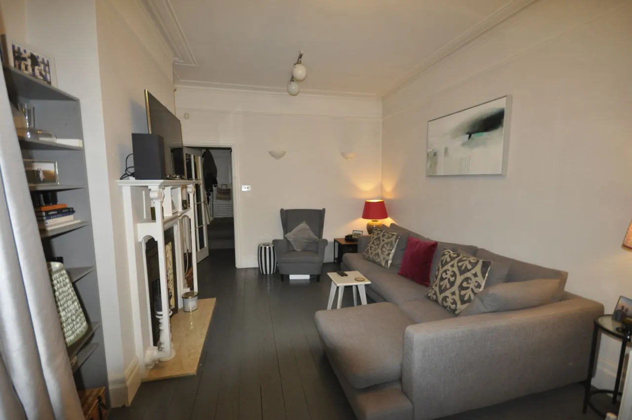 Nassau Road, Barnes, SW13, photo 2
