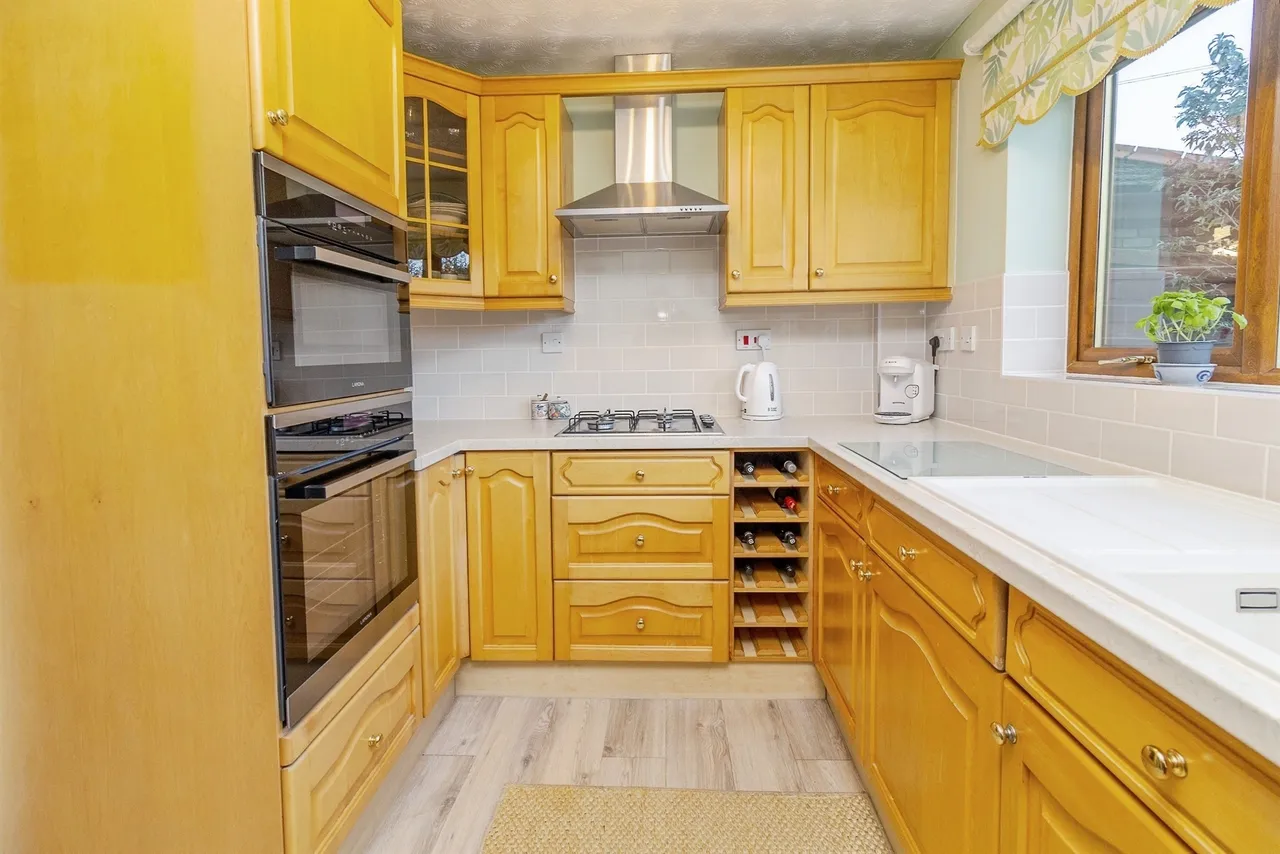Arundel Road, Marston Moretaine, Bedford, photo 5