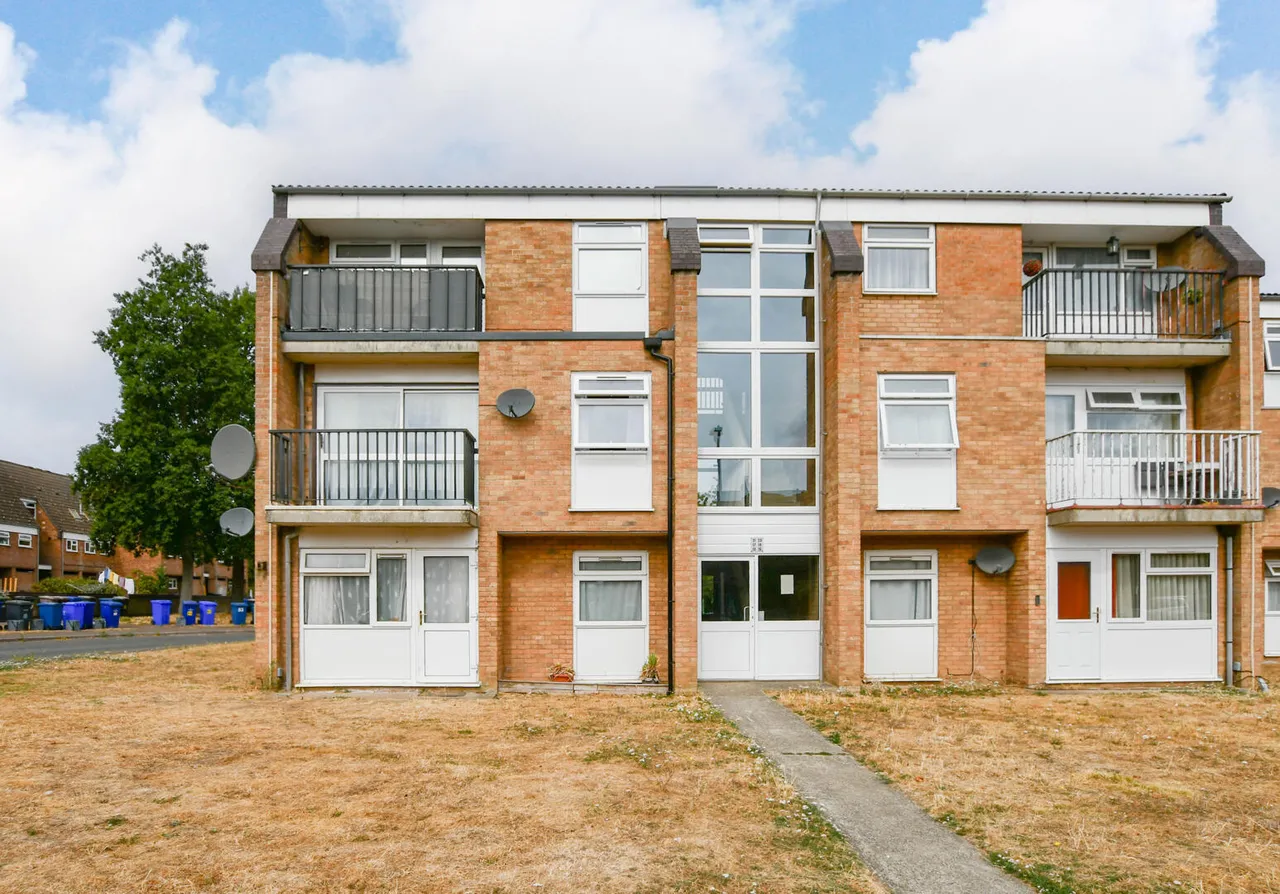 2 bed flat for sale, Noel Murless Drive, Newmarket, CB8