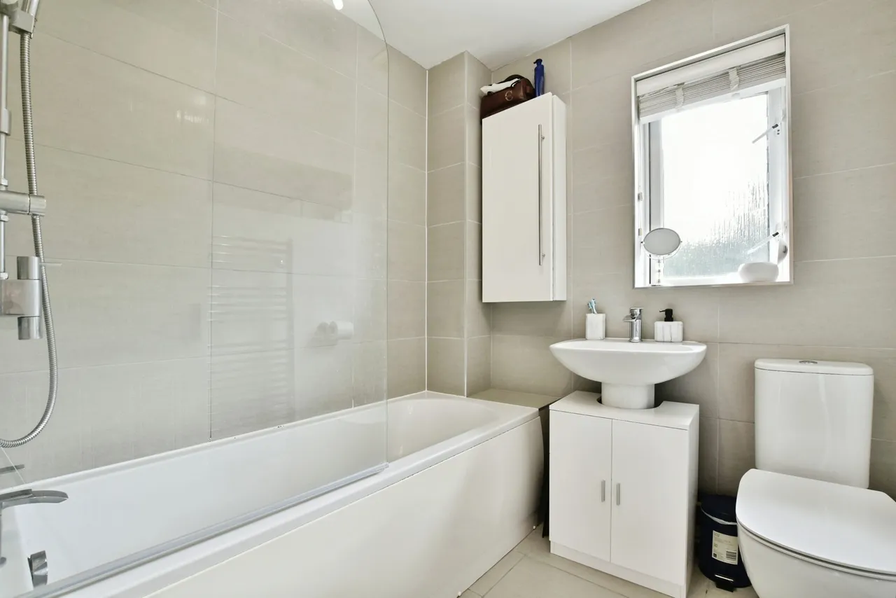 Inglesham Close, Manchester, Greater Manchester, M23, photo 9